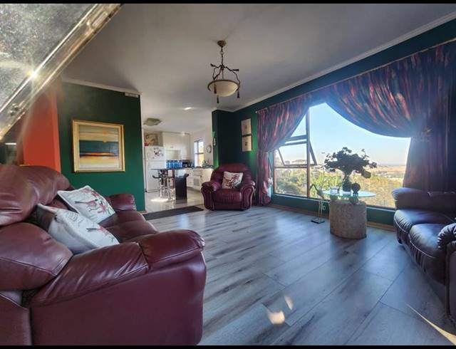 3 BEDROOM TOWNHOUSE FOR SALE IN BASSONIA